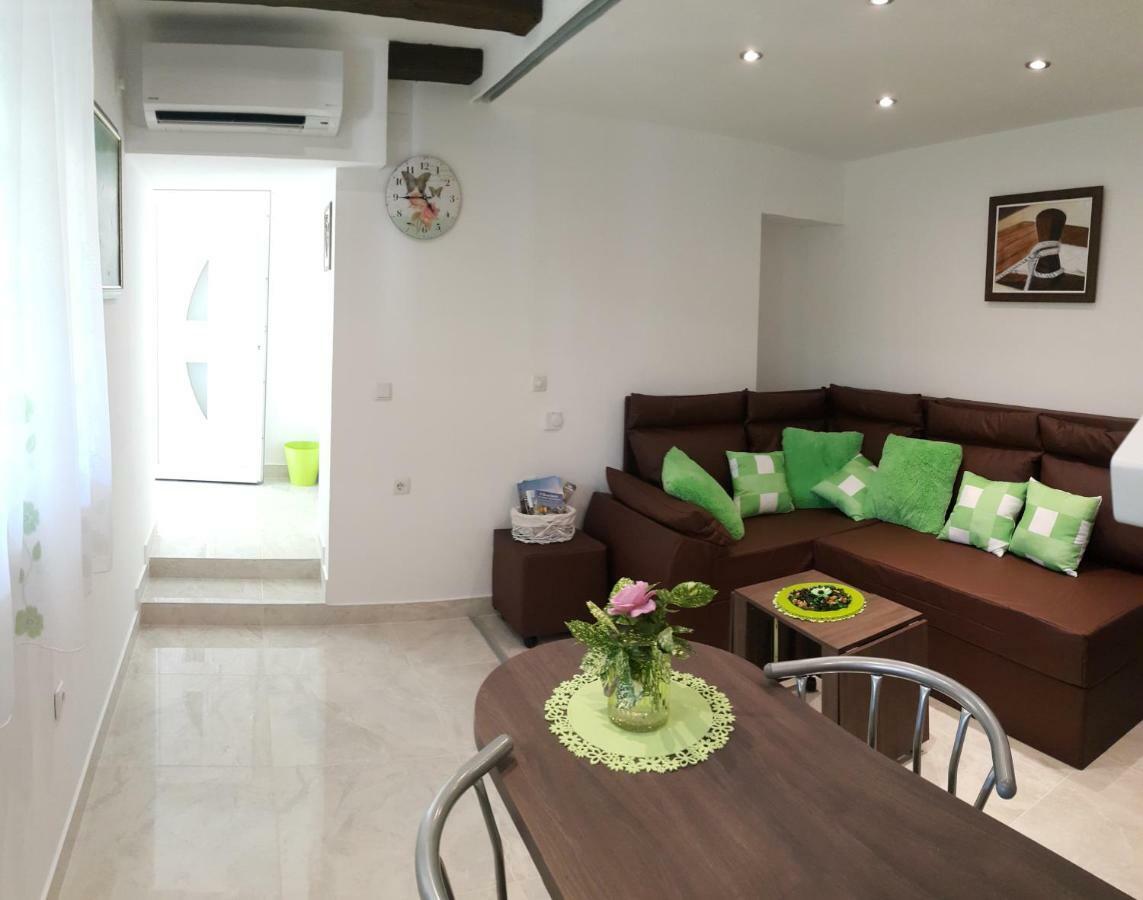 קוסטרנה Apartments 4M מראה חיצוני תמונה